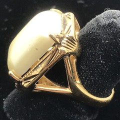 Vintage 18K HGE Gold Plated Bold Look Faux Pearl Ring varied sizes