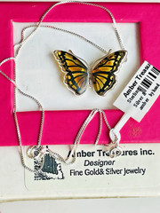 Butterfly Genuine Baltic Amber Necklace Vintage Egg Yolk Butterscotch Polish 老琥珀