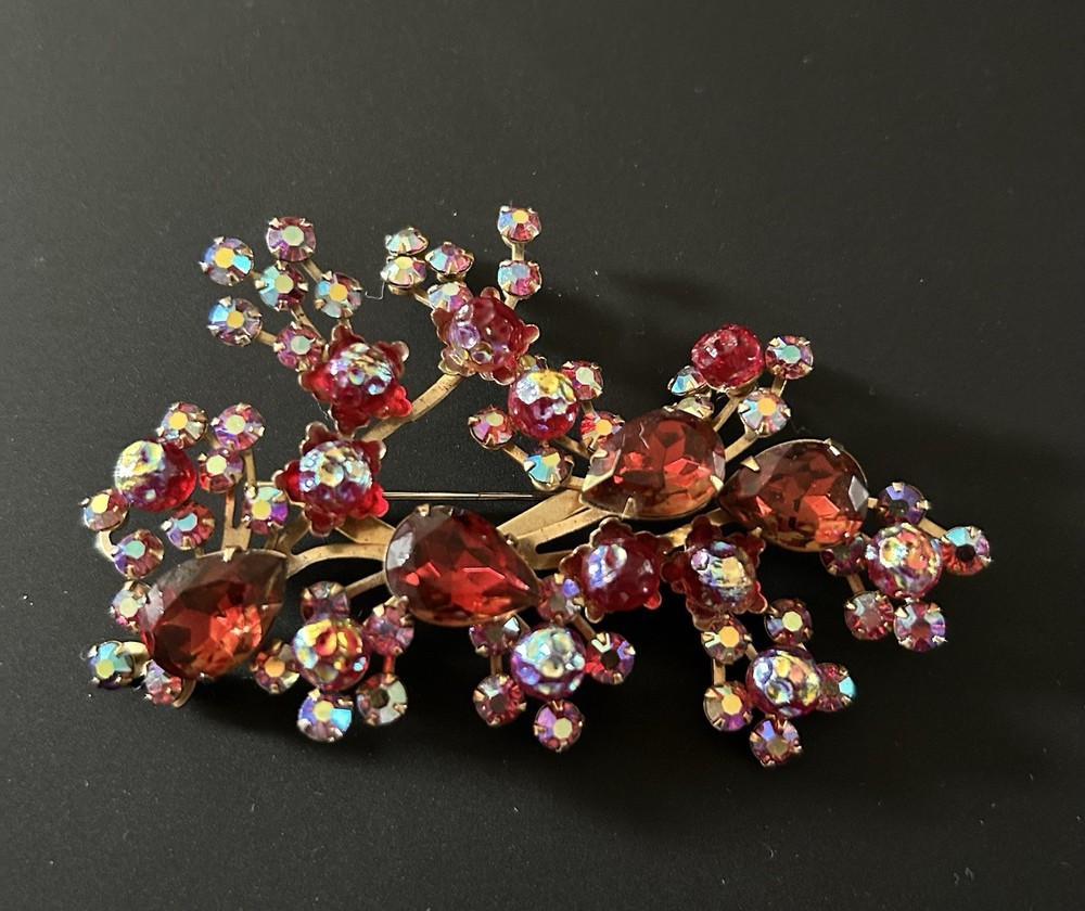 Gorgeous Vintage Red AB Rhinestone Brooch In Gold Tone With Molded Beads 3.5”