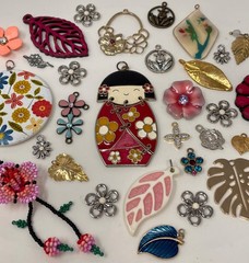 Lot Vtg & Modern Flower Leaf Pendants Findings Jewelry Craft Art Repurpose 2