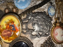 Huge Estate Heirloom Cameo Vtg Mod Romantic Jewelry Lot Brooch Locket Flowers