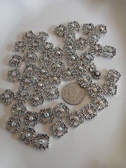 (Q)39 Pc Metal jewelry components Daisy Spacer Beads/AB Rhinestones