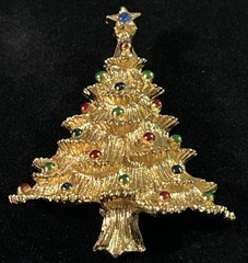 Vintage GERRY’S Gold Tone Christmas Tree Red Green Ornaments Brooch Pin