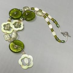 Glass Necklace Green White Beads Wire Wrap Acrylic Flower Y Drop Pendant Boho 18