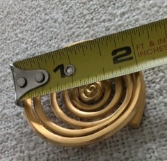 MUSEUM OF MODERN ART MODERNIST SWIRL MATTE GOLD TONE PIN BROOCH