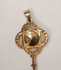 Crystal Key Pendant – Symbol of Good Luck and New Beginnings Beautiful Jewelry