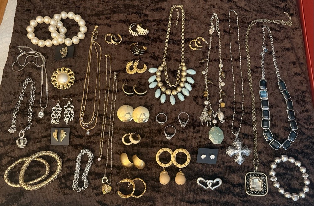 Vintage & Contemporary Jewelry Lot