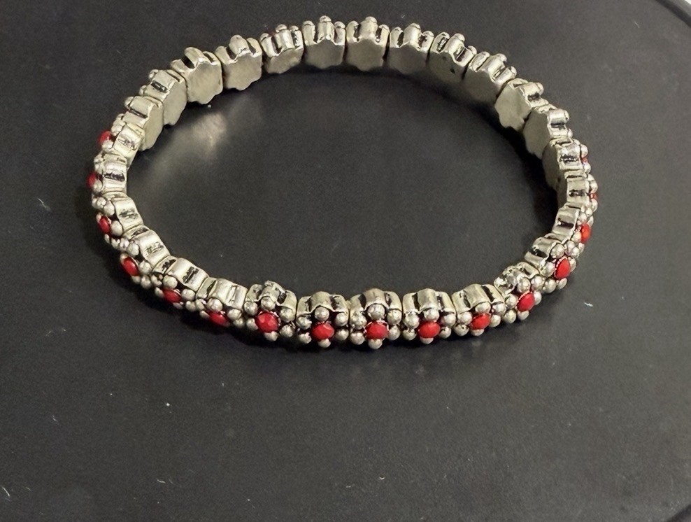 Vintage MONET Silver Tone Red Daisy Flower Stretch Panel Bracelet Costume Boho