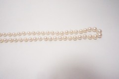 Vintage Pearl Necklace 14kg White Gold Filigree box Clasp 22″ Long