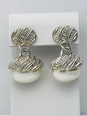 Vintage 1980-1990s Silver-Tone Pierced Oval Dangle Earrings White Faux Pearls