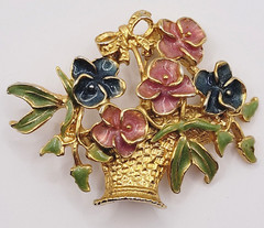 CLASSIC Pansy Flower Basket Gold Tone Pink Blue Green Enamel Vintage Brooch Pin