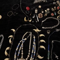 Huge Vintage Estate Costume Jewelry Lot Anne Klein Monet Napier 200+ pcs
