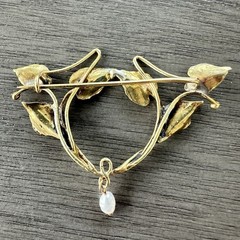Antique Art Nouveau Seed Pearl Gold Filled Sash Pin Brooch Vine Wreath