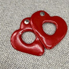 Vintage Earrings 80s Y2k Acrylic Red Hearts Pierced 2 Inches