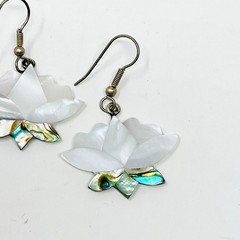 Mother of Pearl Inlay Alpaca Mexico Floral Earrings