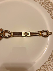 vintage early trifari necklace and bracelet set. as found. unsigned but pictured
