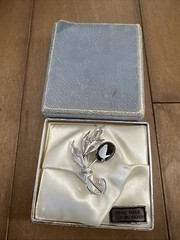 Hand Made SORRENTO Sterling Brooch Black Stone Floral design, Original Box 7.6g