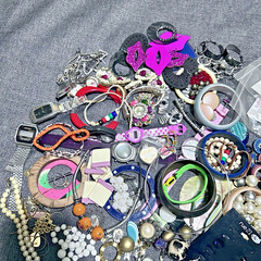 Vintage Jewelry Mixed Lot for Crafts Scrap Junk Wear Repair Repurpose 3.97 lbs.