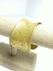 Antique 1920s Wide Brass Bangle Bracelet, One Size Fits All. Excellent cond.