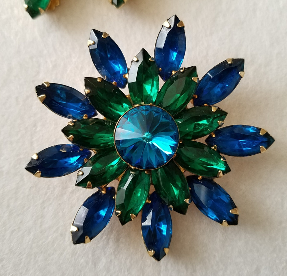 Vintage Blue Rivoli and Dark Green Marquise Brooch and Earrings Goldtone Set