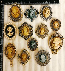 Lot of 12 Cameo Brooch Pins Rhinestone Pearl Lady Portrait Vintage Styl