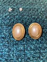 Vintage YSL Yves Saint Laurent Mabe pearl Gold Tone Post Earrings Posts At Angle