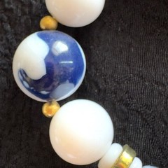 Vintage Genuine Lucite Beaded Necklace – Blue & White Marbled Beads w/ Tag – 30”