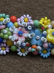 Vintage Seed Bead Flower Brooch C Clasp Fabric Back Pin Artisan MCM