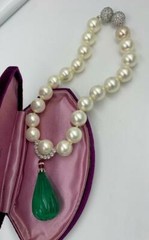 Magnificent Green Quartz Pearl Necklace from Estate of Writer Jackie Collins