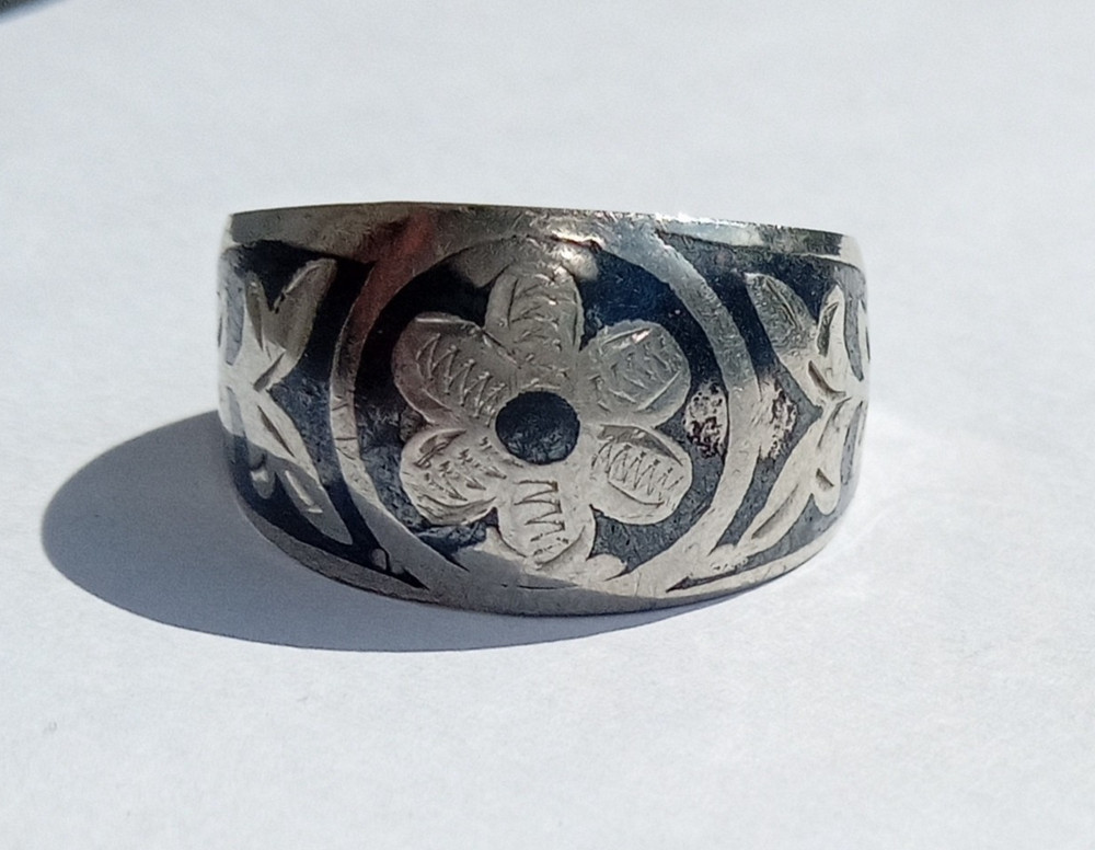 Vintage Beautiful Ring With niello Cupronickel USSR times Women’s Jewelry size 8