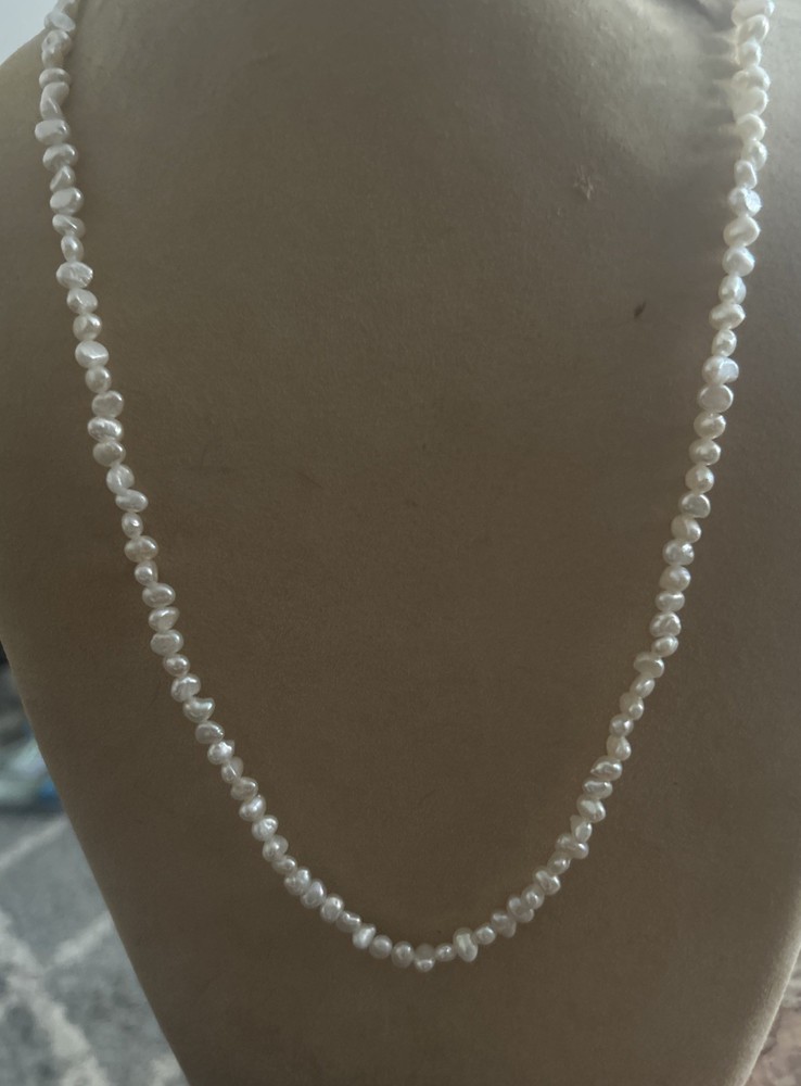 Vintage JTV White Pearl Strand 26 Inch Beaded Necklace