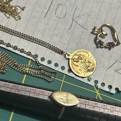 Vtg 41.11 Grams 41g 10k 14k 585 18k Mix Lot Necklaces Pendants Charms Ring