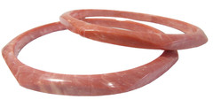 SET OF MATCHING OCTAGON MOLDED PLASTIC BANGLE BRACELETS THIN CORAL COLOR MARBLED