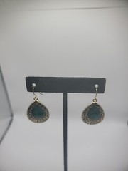 Vintage Gold Tone Green Inlay Teardrop Hook Pierced Womens Jewelry Costume