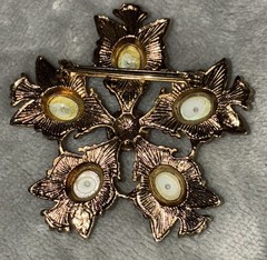 Vintage Gold White Faux Pearl Black Center Pearl Cabochon Pin Brooch