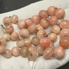 VTG Banded Calcite Necklace round beads 20″ Graduated Pink coral peach colors