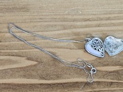 VINTAGE THAI Sterling Silver Mother of Pearl Markasite Heavy Locket 17” Chain