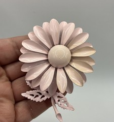 Brooch Enamel Vintagte Mod Pop Metal Pink Flower Avon Bumblebee Pins