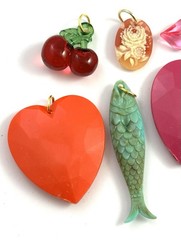 Jewelry Lot Vintage Heart Charm Fish Necklace Pendant Lips Cherry Plastic Resin