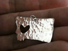 Vintage Hammered Sterling Silver I Love Montana State Pendant Charm 2.6g .75 In