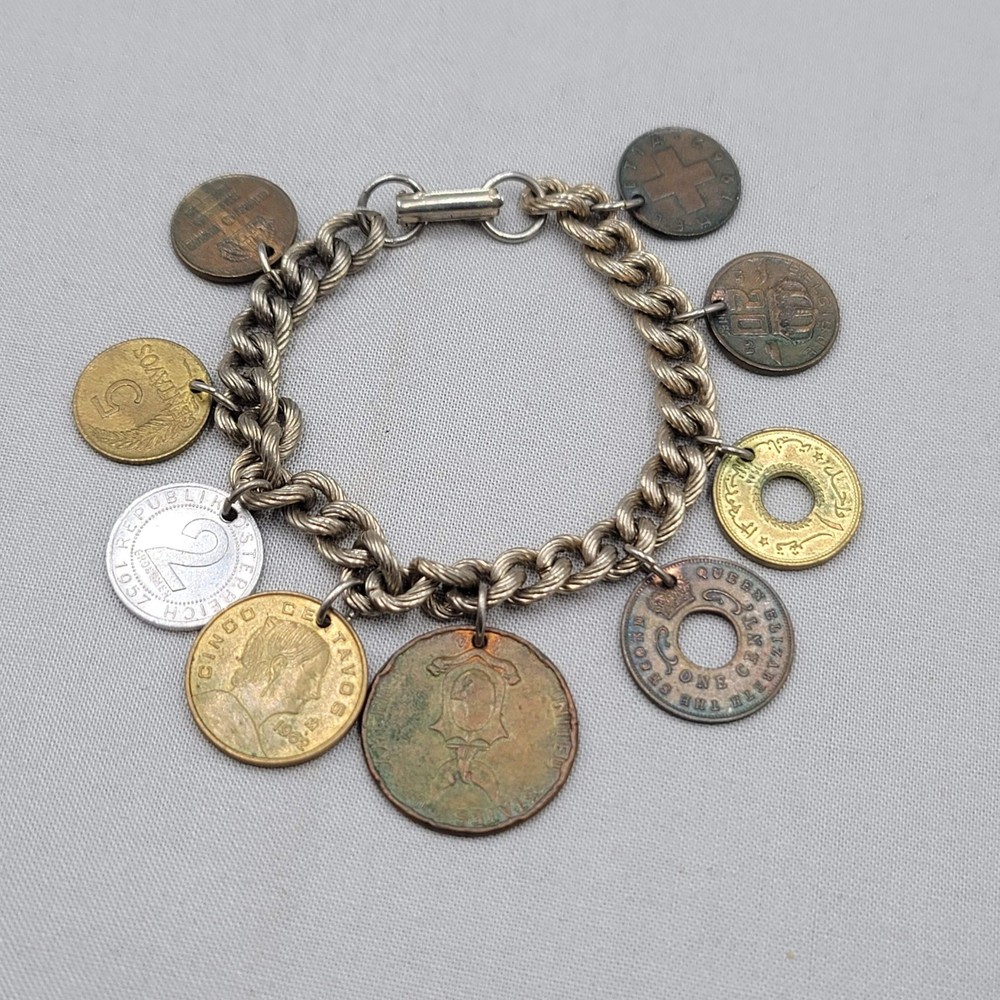 Vintage World Coin Charm Chain Bracelet Womens 6.5 In Travel Jewelry