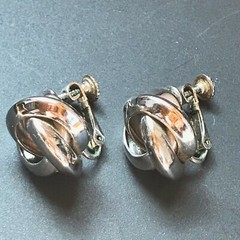 Estate Napier Signed Silvertone Twist Knot Clip Earrings – marked on back of