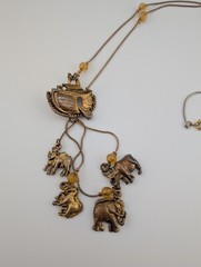Vintage Marked Korea Dangling Noah’s Ark Animal Charm Beaded Necklace 30in