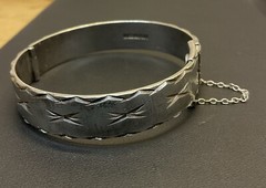 Vintage 1970s Sterling Silver Engraved Bangle Monomil Birmingham Hallmarked