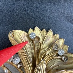Vintage Pot Metal Rhinestone Brooch Gold Tone Flower READ
