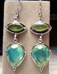 VTG STERLING SILVER LRG LONG GREEN PERIDOT FIRE OPAL STONE DROP PIERCE EARRINGS