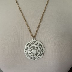 Vintage Large Round White Filigree Statement Pendant Gold Tone Necklace