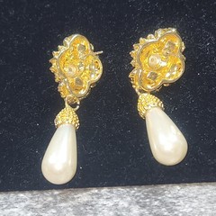 Vintage glass Pearl Rhinestone Drop Earring Gold Tone Baguette Crystal Statement