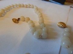 VTG 1950S ?? LES BERNARD JADE ? MILK GLASS ? NECKLACE 25 INCH HAND KNOTTED