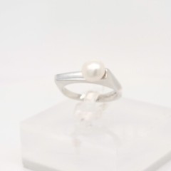 Signed Wesley Emmons Bar Top Modernist Sterling Silver & Button Pearl Ring
